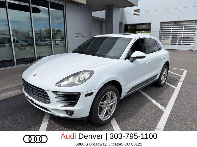 2016 Porsche Macan S's photo