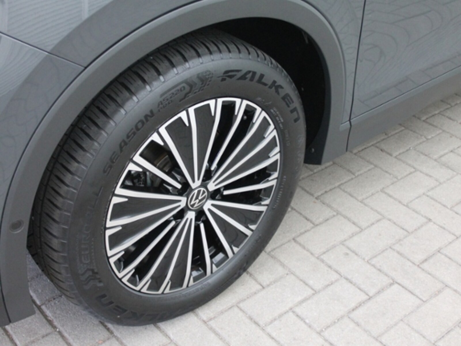Volkswagen Tiguan – Bild 7