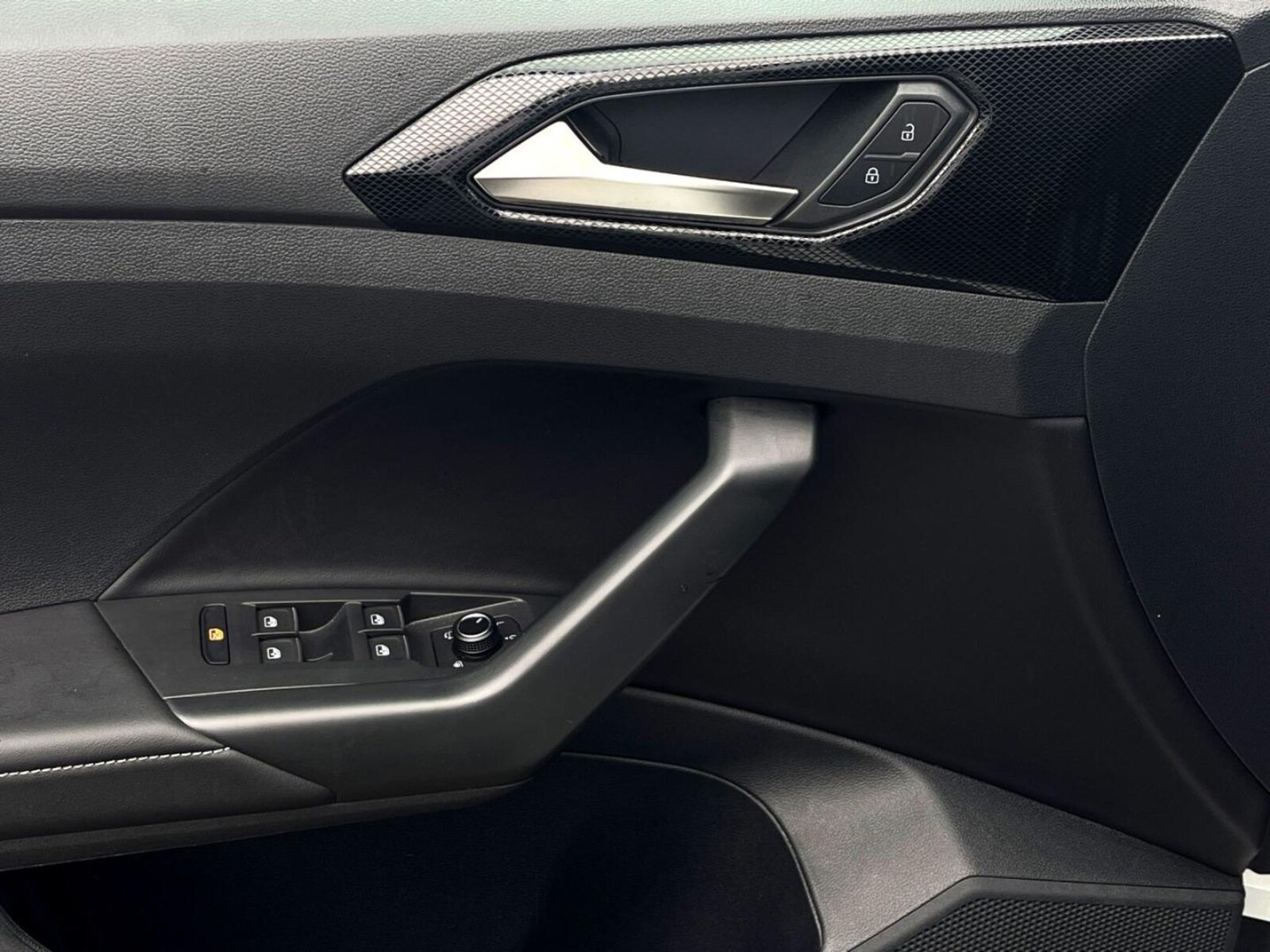 Volkswagen T-Cross – Bild 8