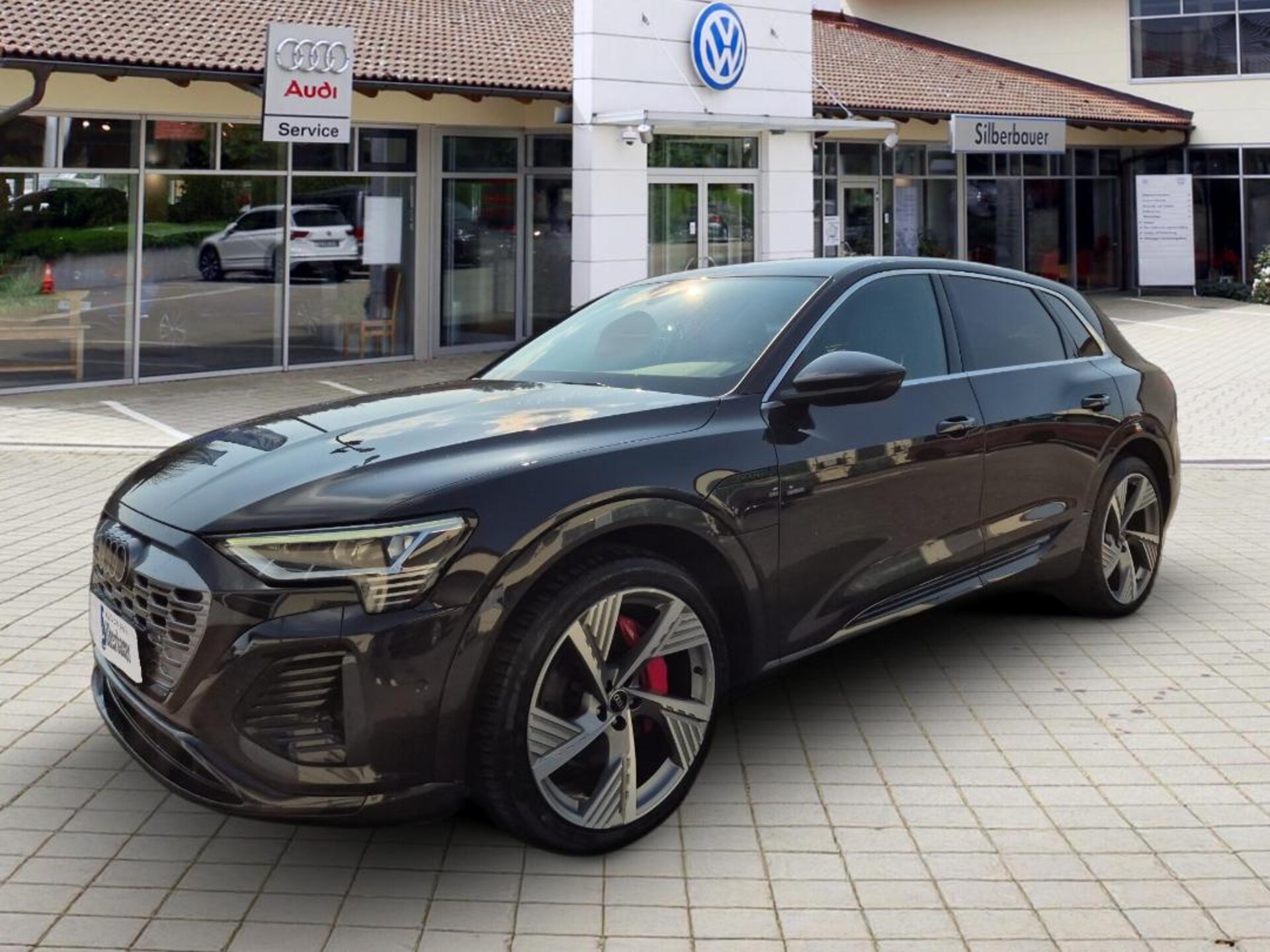 Audi Q8 e-tron S line