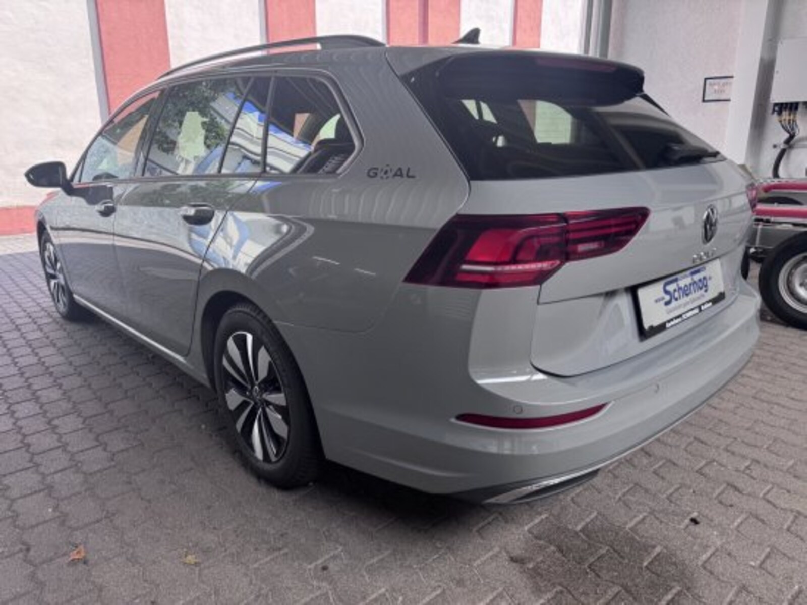 Volkswagen Golf Variant – Bild 3