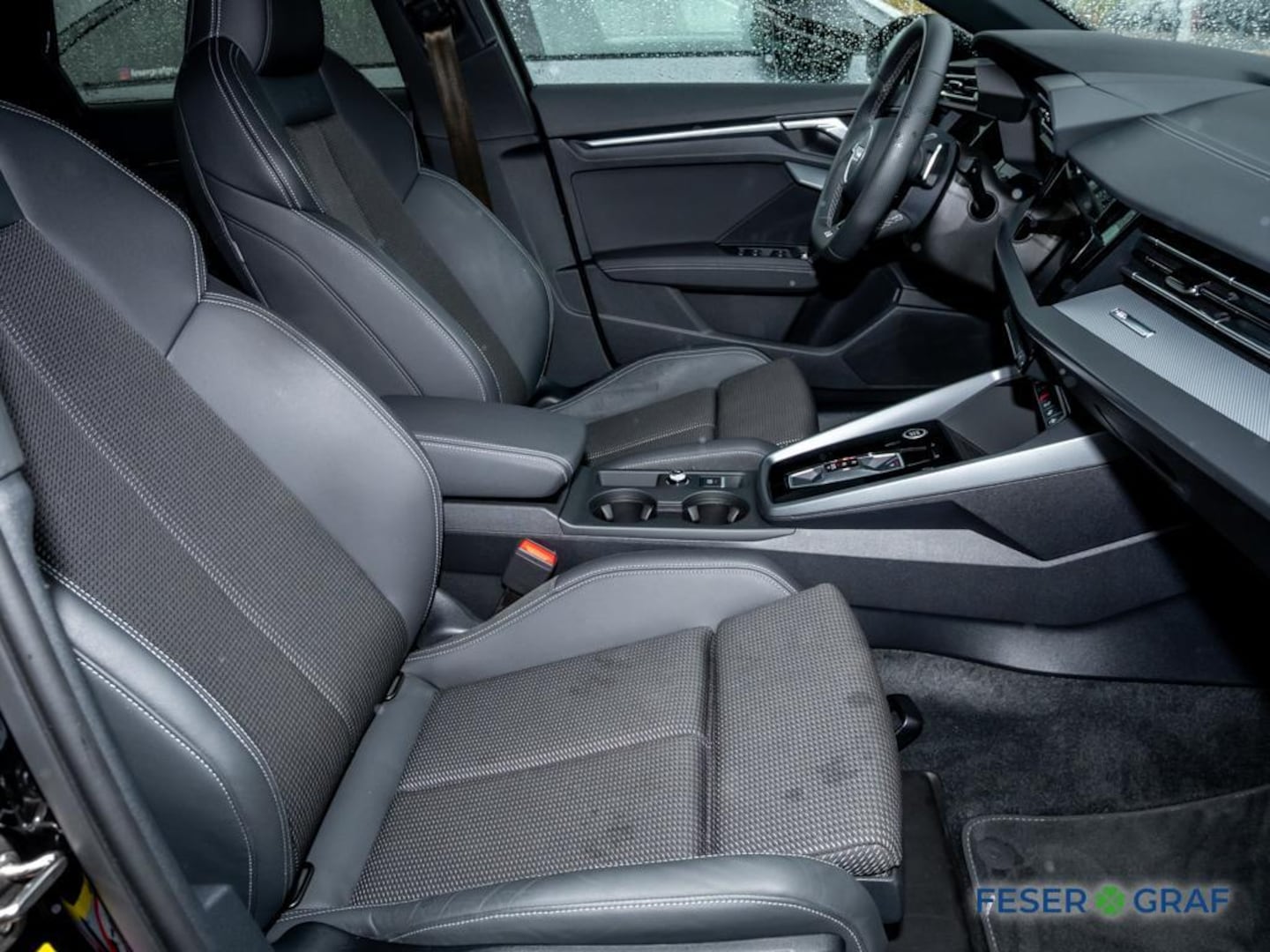 Bild über Audi A3 Sportback S line 35 TFSI S tronic - für weitere Informationen kontaktieren Sie den Audi Partner