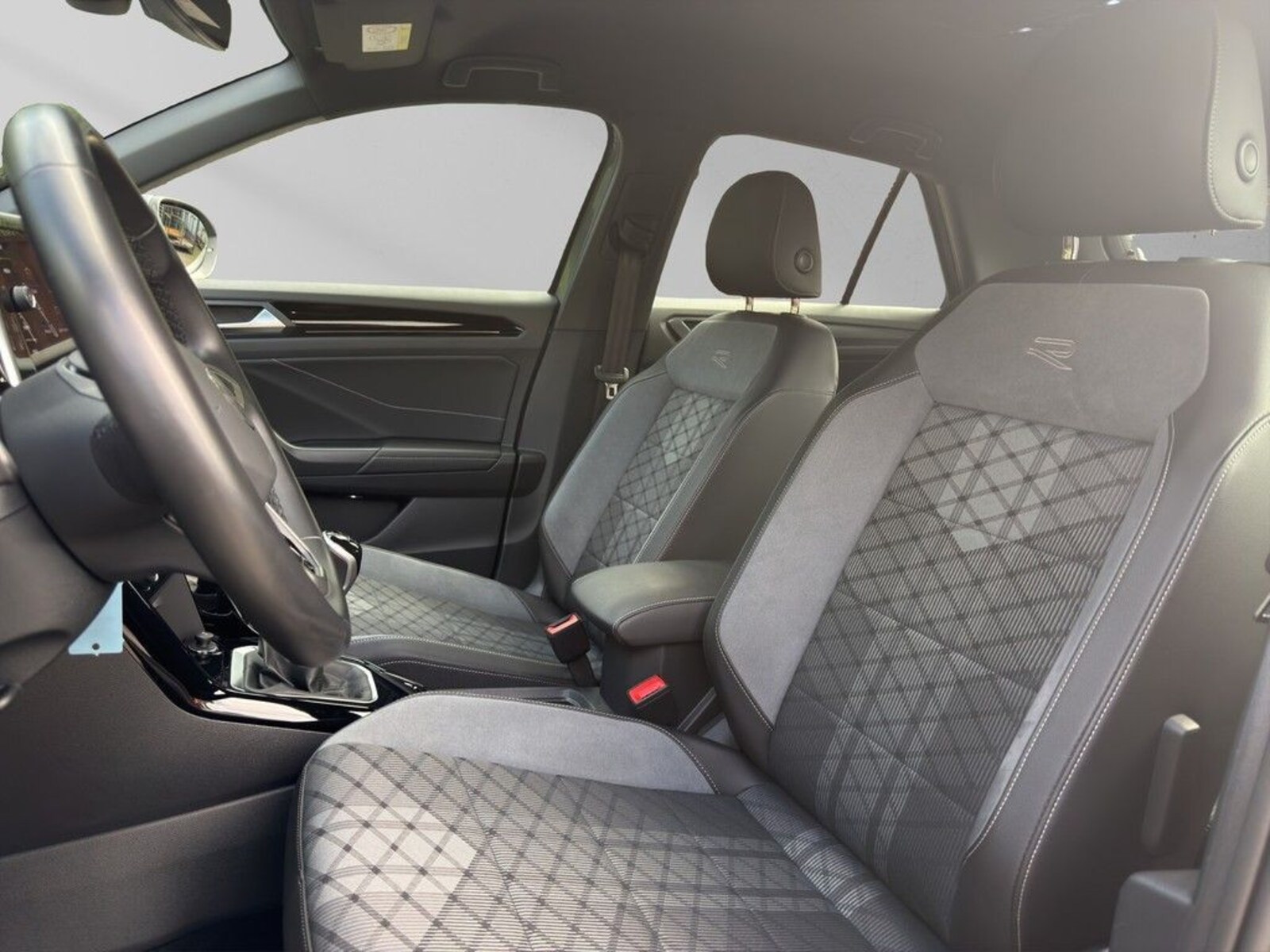 Volkswagen T-Roc – Bild 14