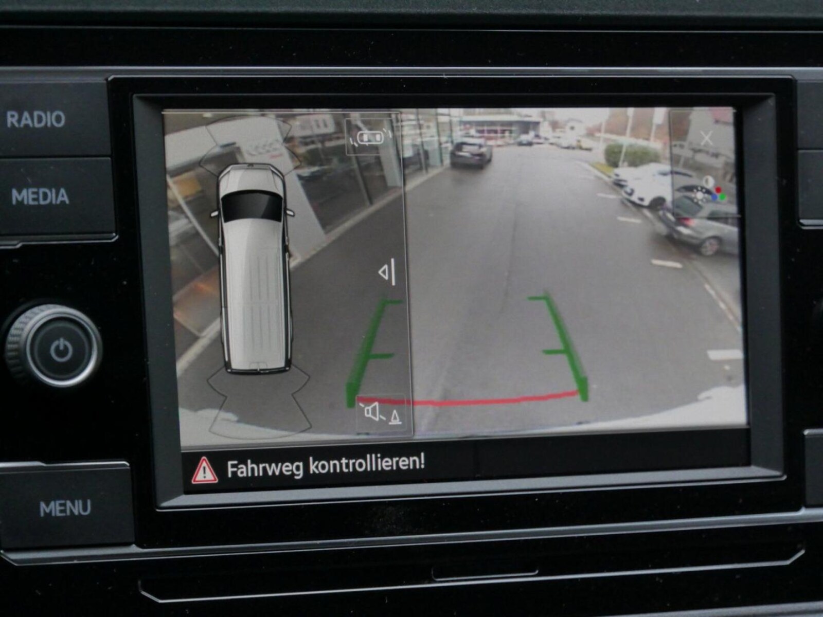 Volkswagen Crafter Kasten langer Radstand – Bild 13