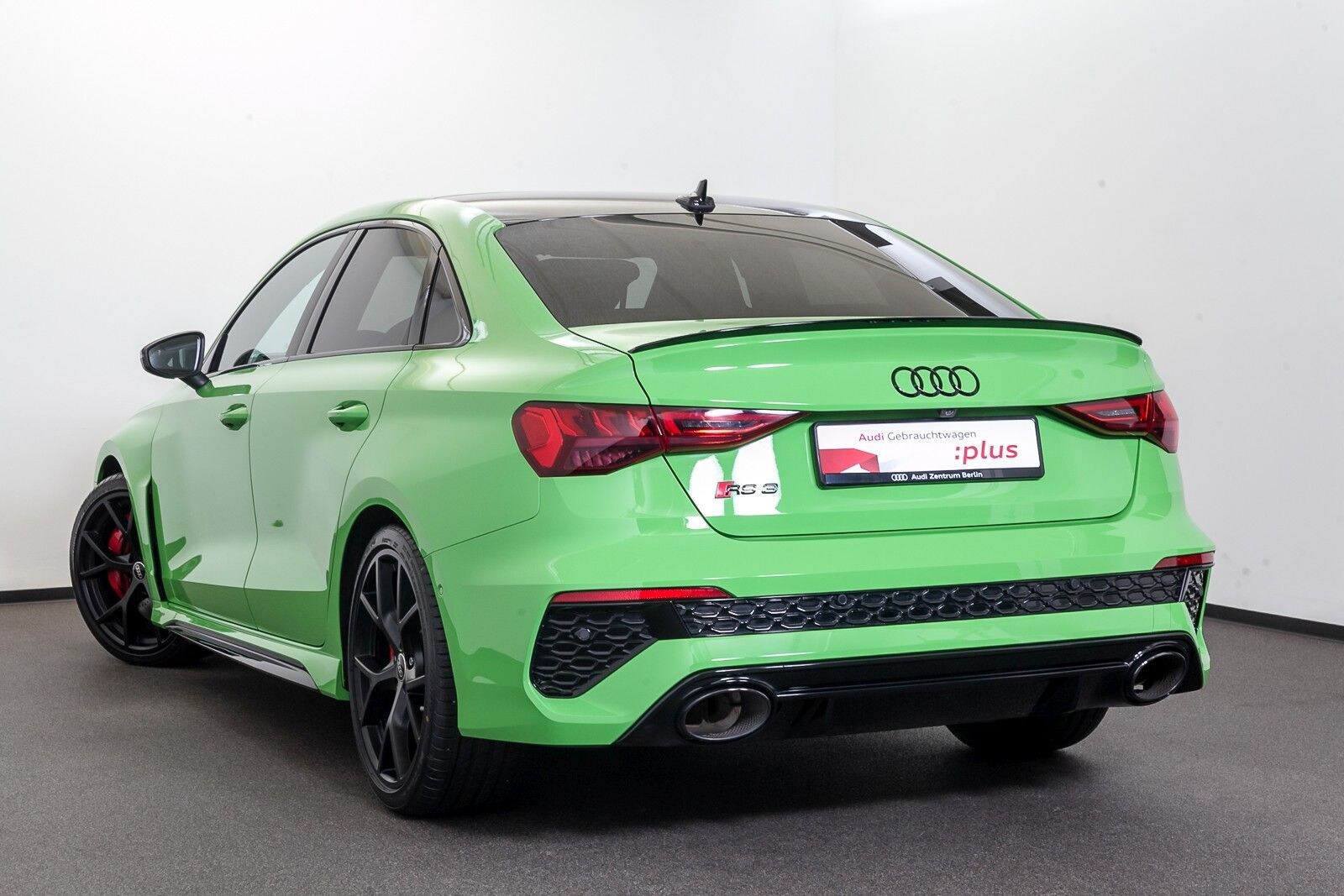 Image about Audi RS 3 Limousine TFSI quattro S tronic