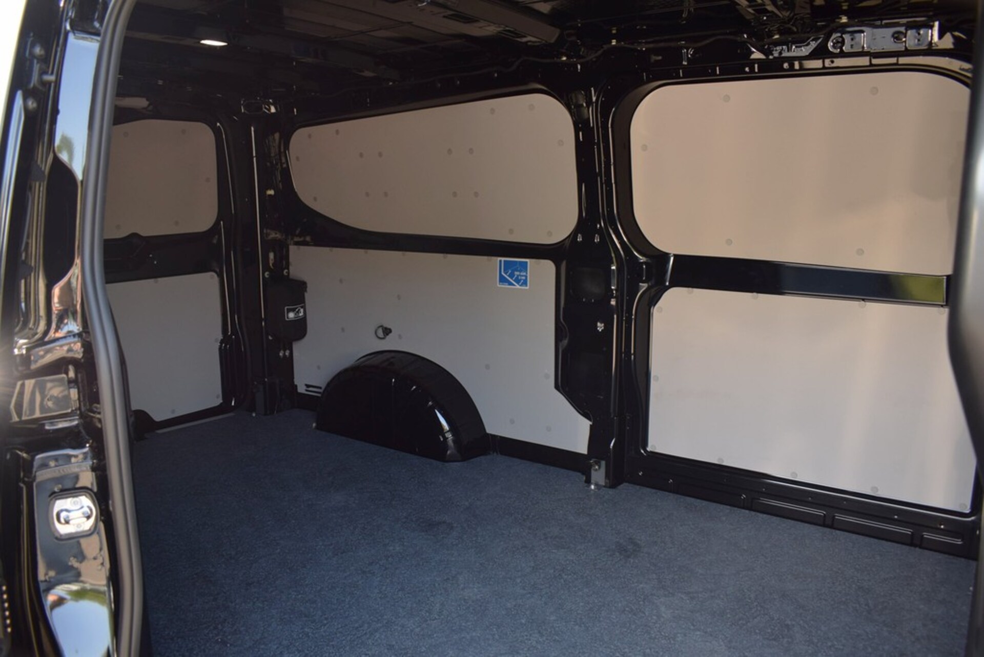 Volkswagen Transporter Kasten langer Radstand