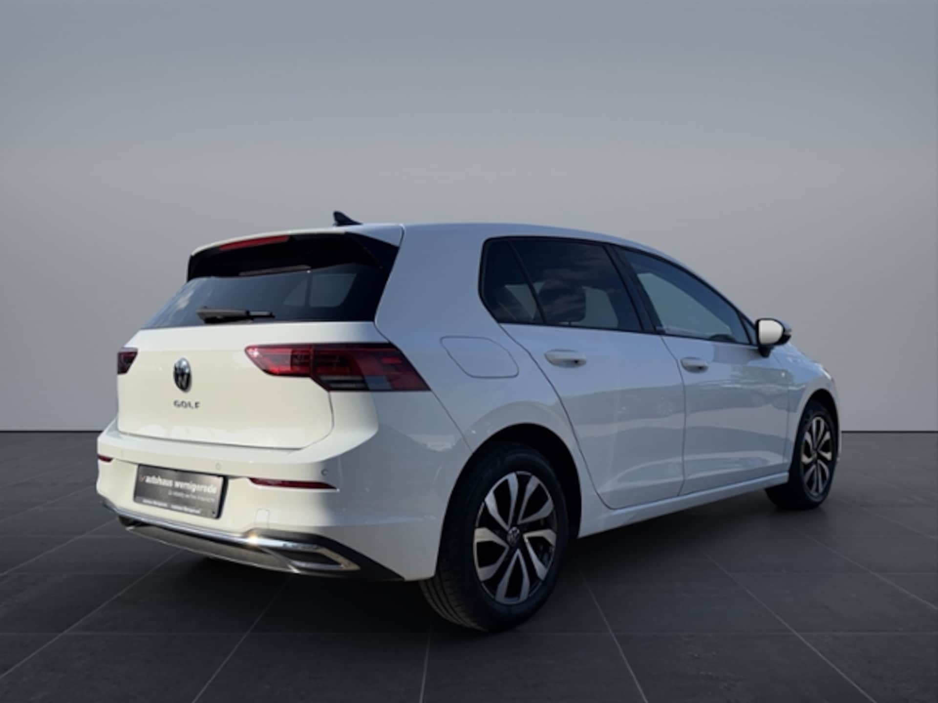 Volkswagen Golf Active
