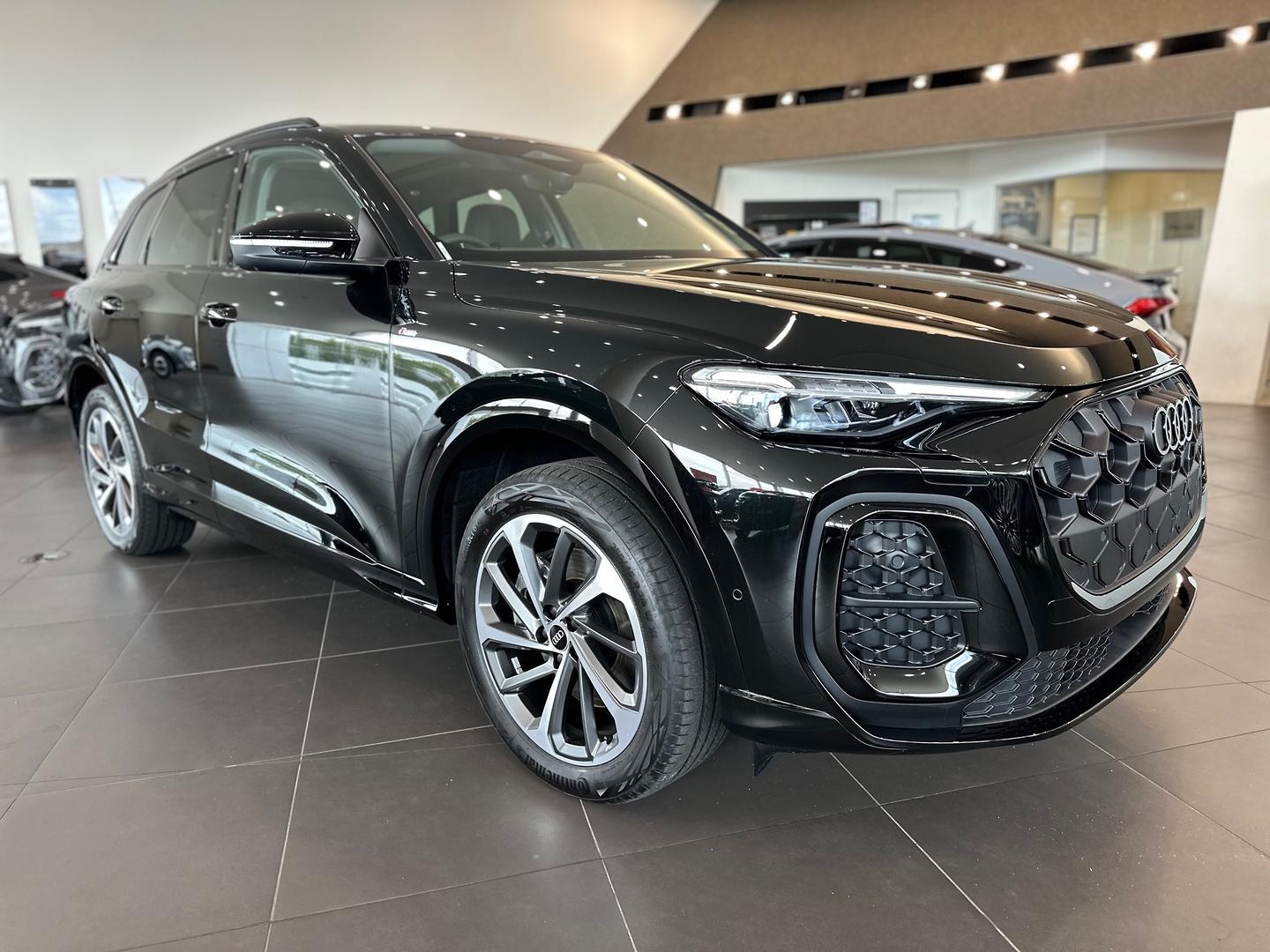 Image about Audi Q5 SUV TDI quattro 150 kW sport