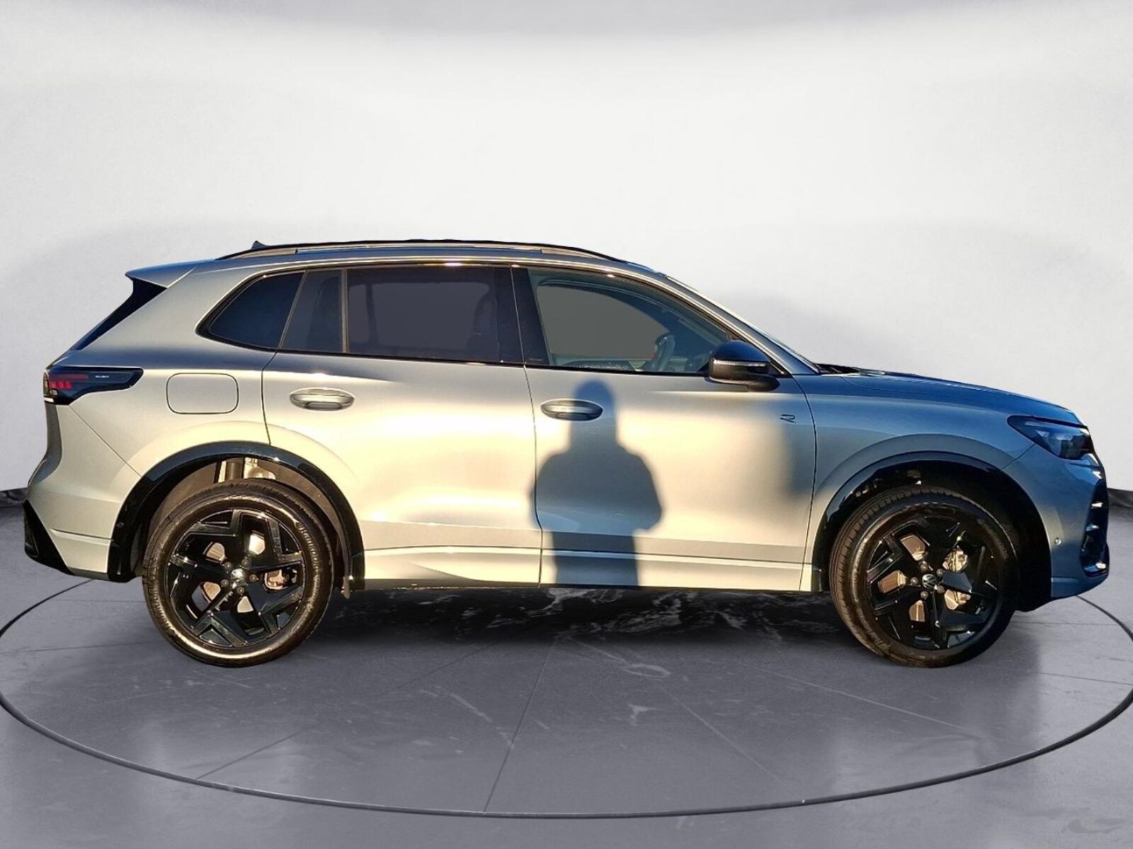 Volkswagen Tiguan – Bild 6