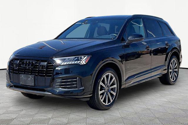 2023 Audi Q7 45 Premium Plus quattro Tiptronic's photo