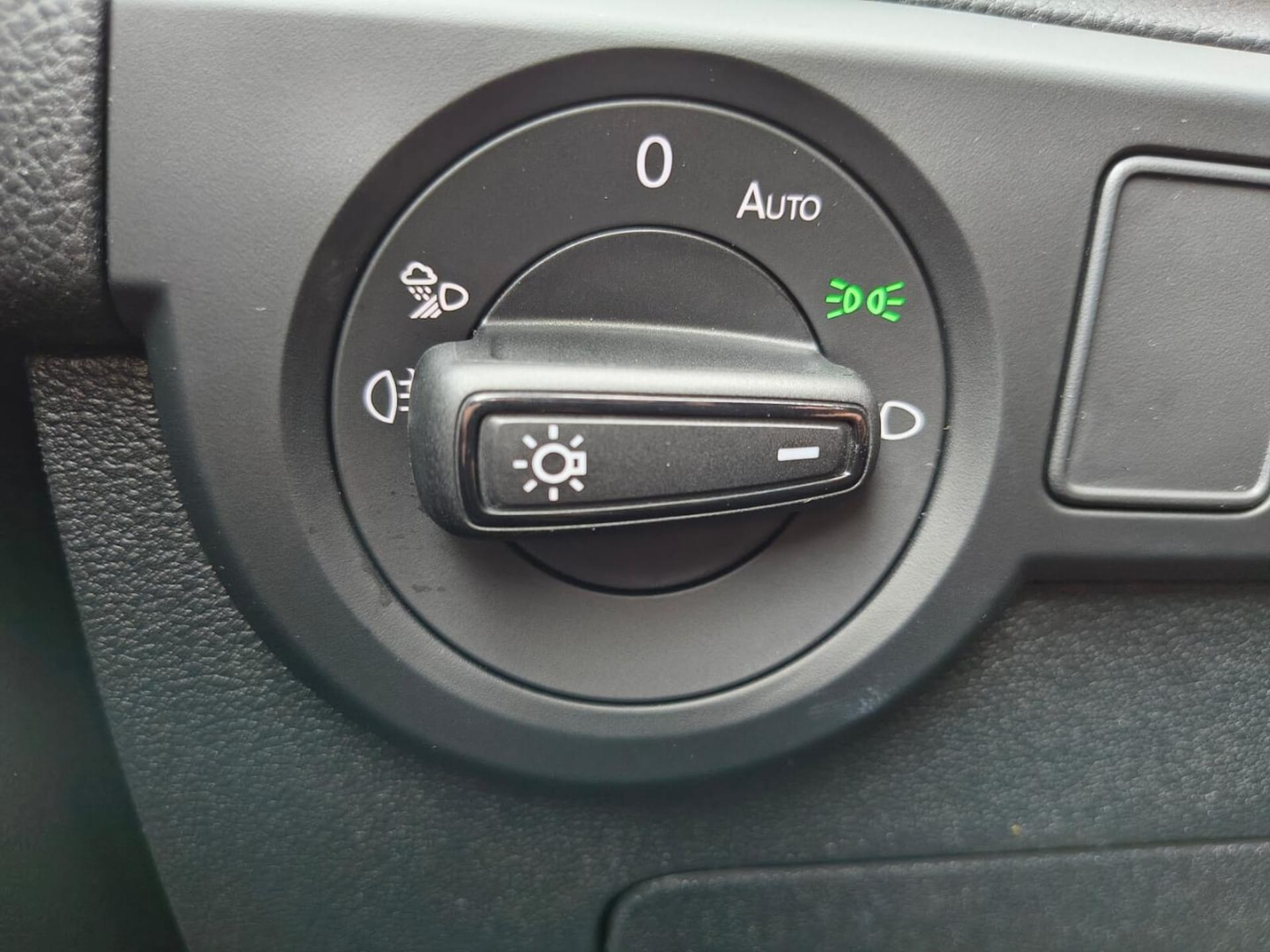 Volkswagen T-Cross R-Line Plus