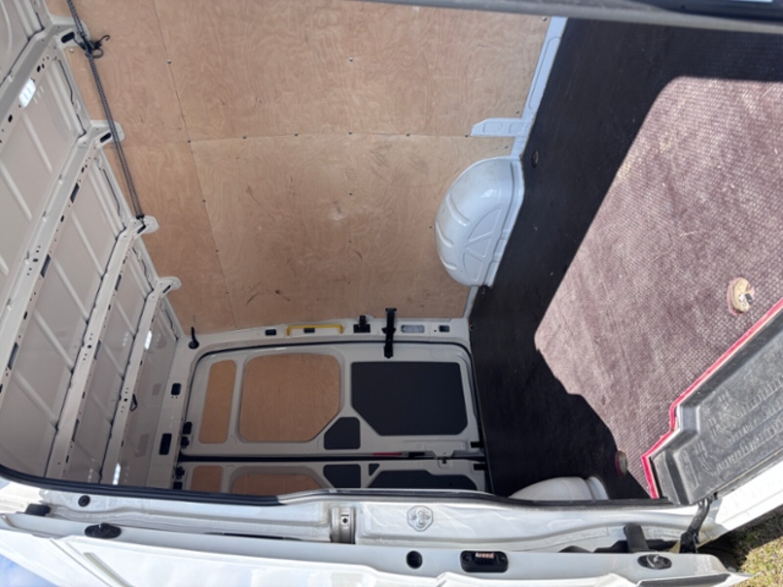 Volkswagen Crafter Kasten mittlerer Radstand – Bild 16