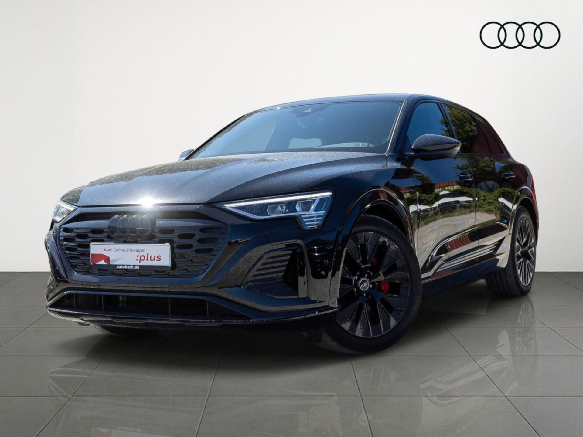 Audi Q8 e-tron S line