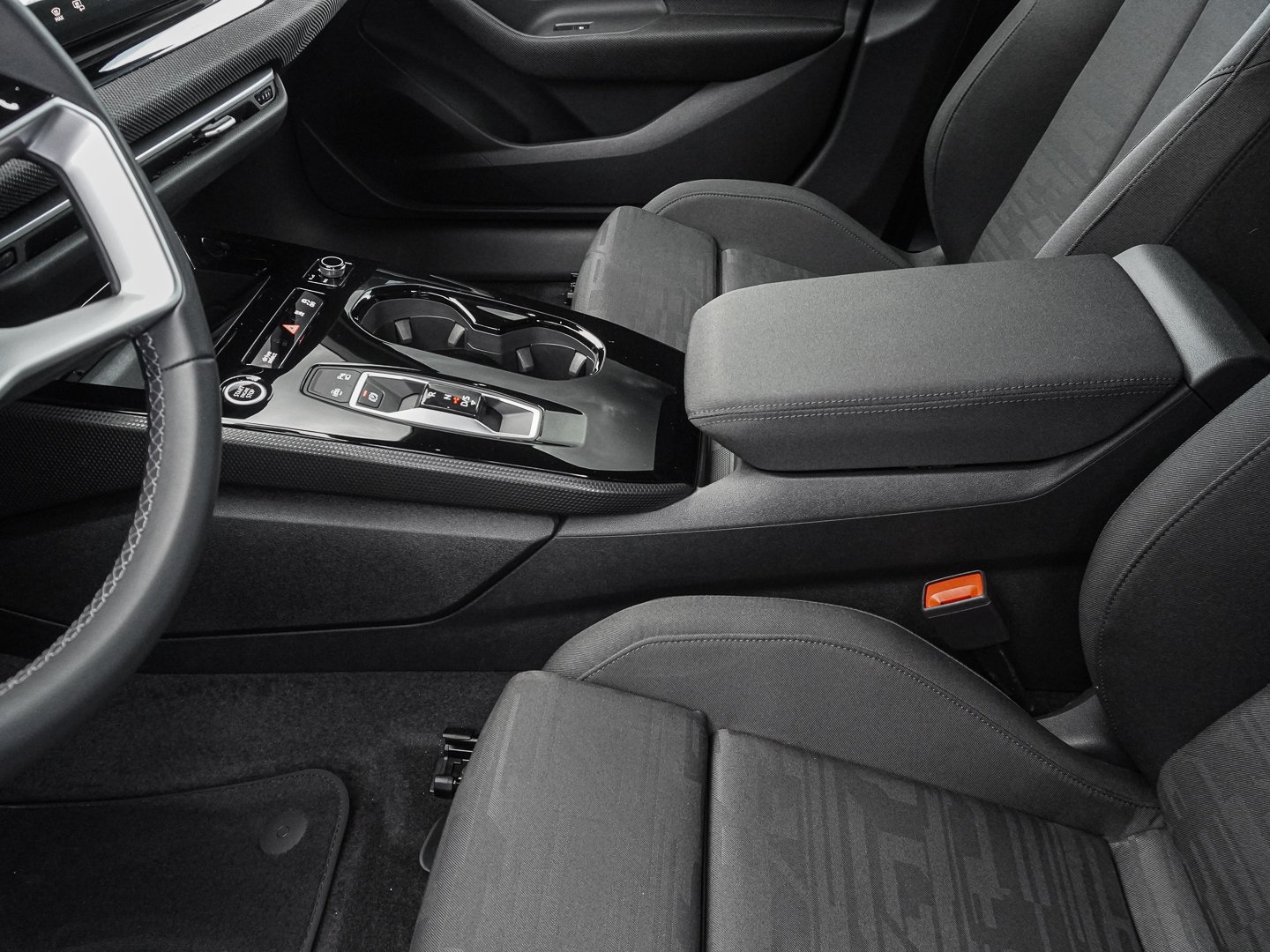 Bild über Audi A5 Avant TDI 150 kW S tronic - für weitere Informationen kontaktieren Sie den Audi Partner