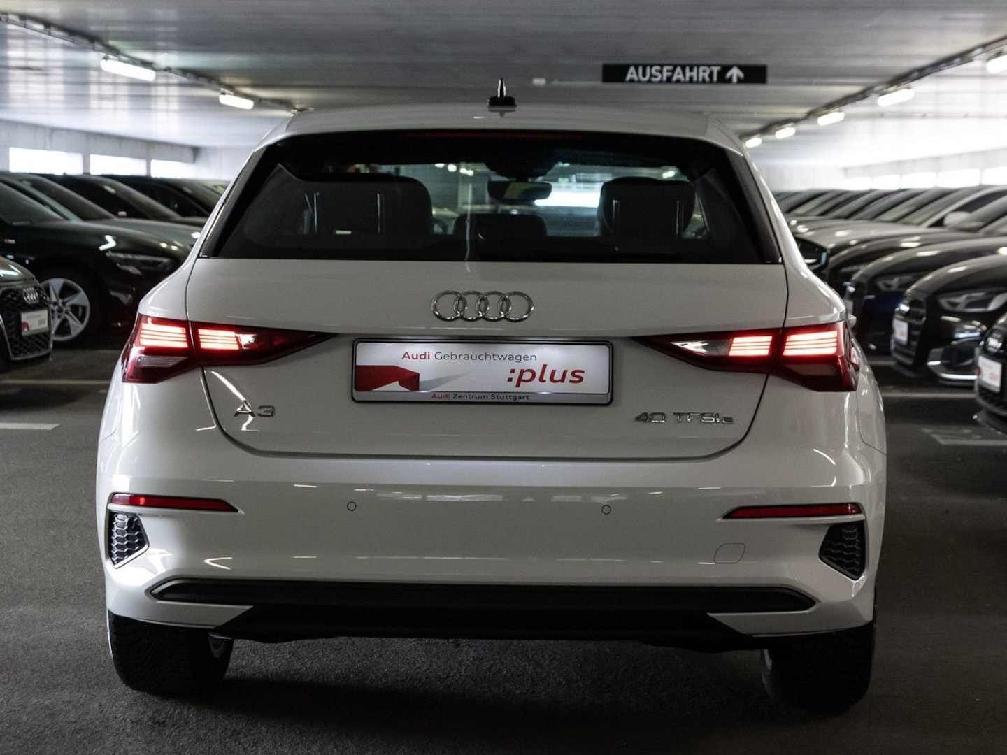 Bild über Audi A3 Sportback TFSI e 40 TFSI e S tronic - für weitere Informationen kontaktieren Sie den Audi Partner