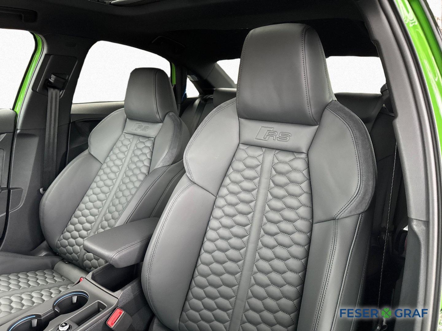 Image about Audi RS 3 Limousine TFSI quattro S tronic
