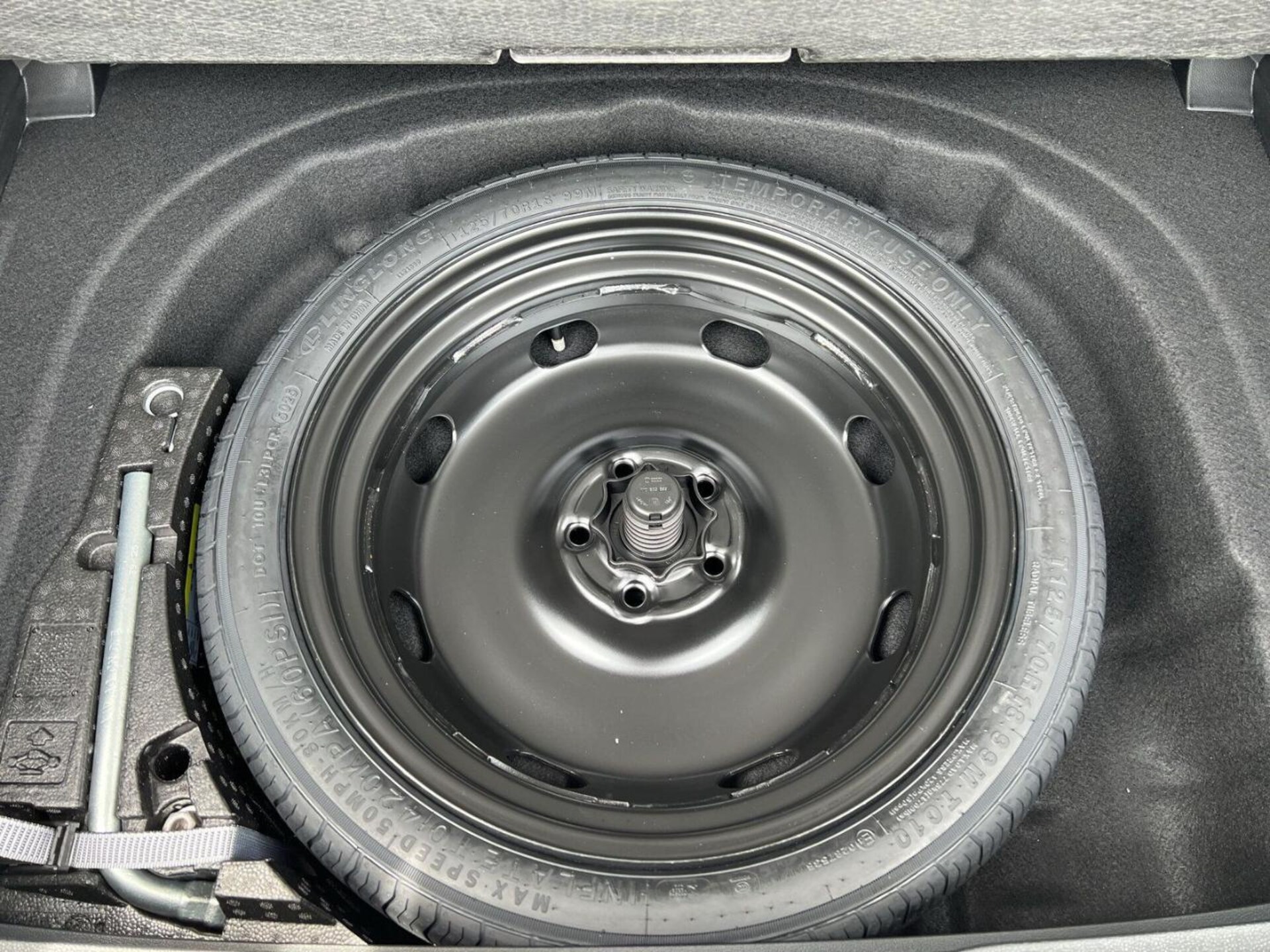 Volkswagen Golf Life