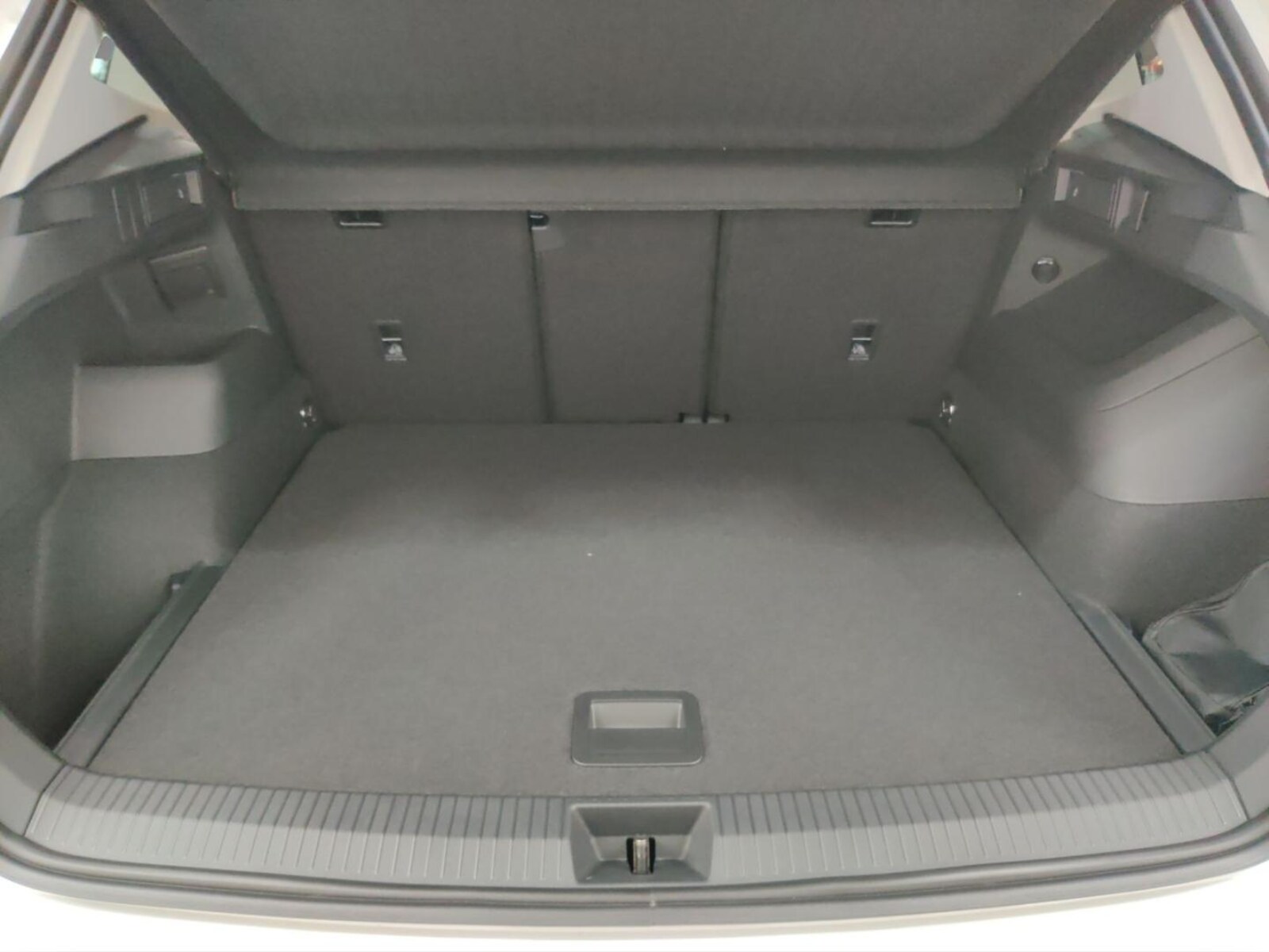 Volkswagen Tiguan – Bild 15