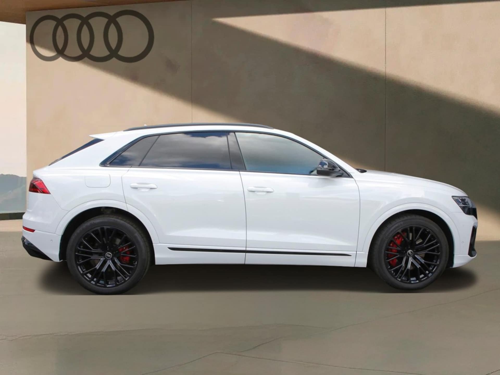 Audi SQ8 SUV
