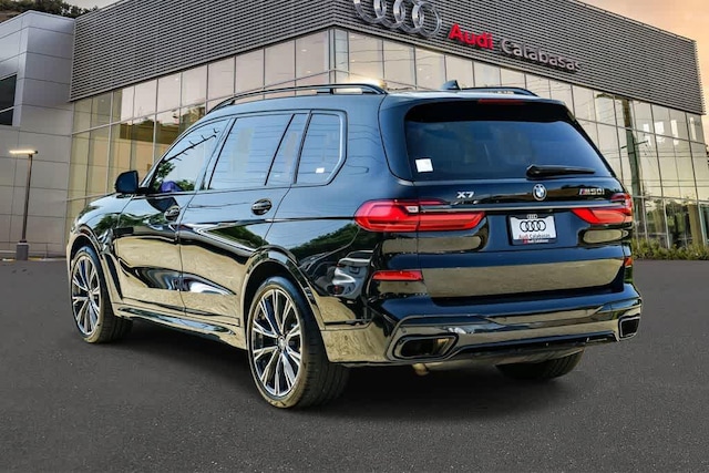 2022 BMW X7
