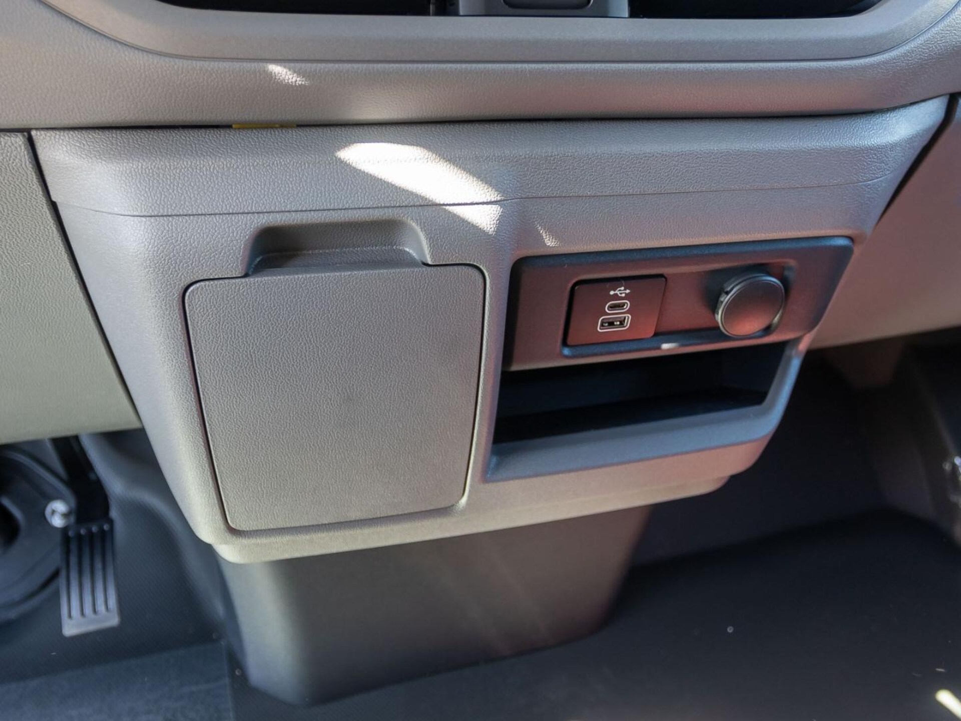 Volkswagen Transporter Kasten langer Radstand