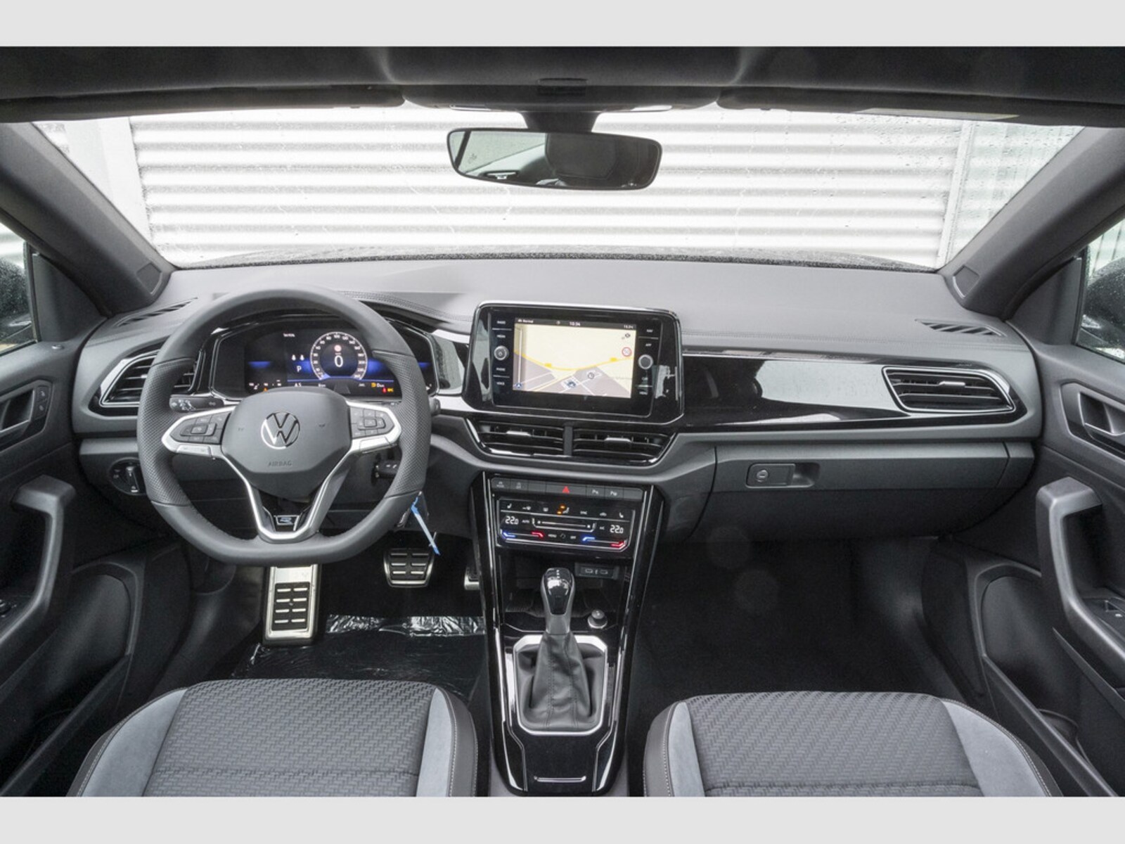 Volkswagen T-Roc Cabriolet – Bild 11