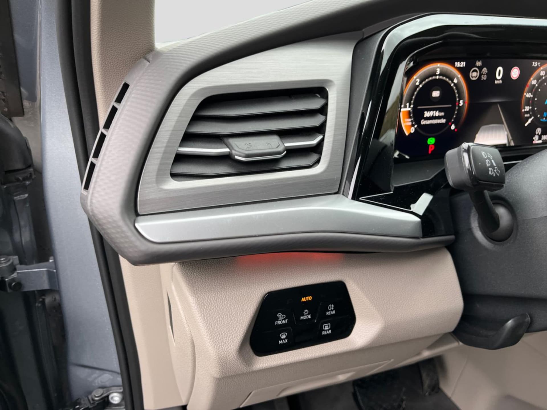 Volkswagen Multivan Life