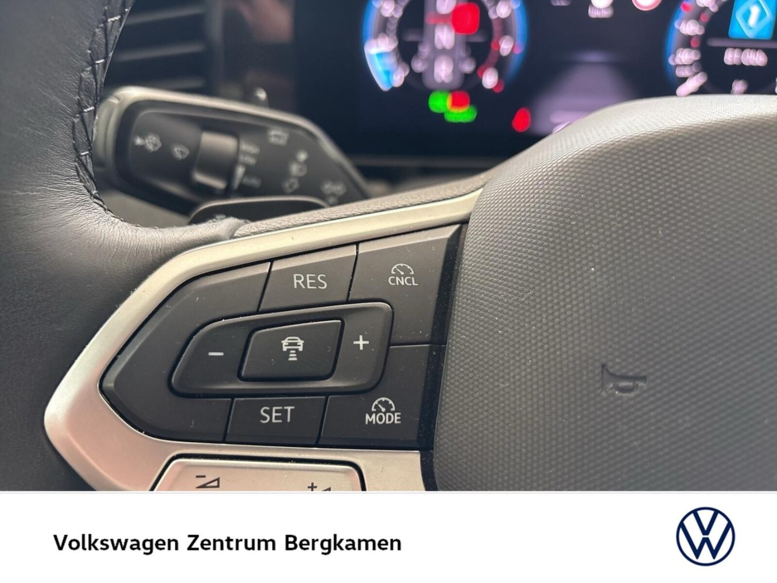 Volkswagen Passat – Bild 14