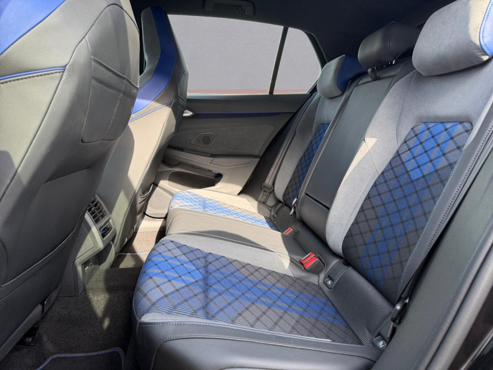 Volkswagen Golf – Bild 13