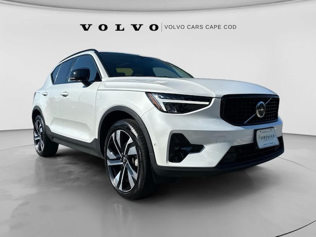2023 Volvo XC40