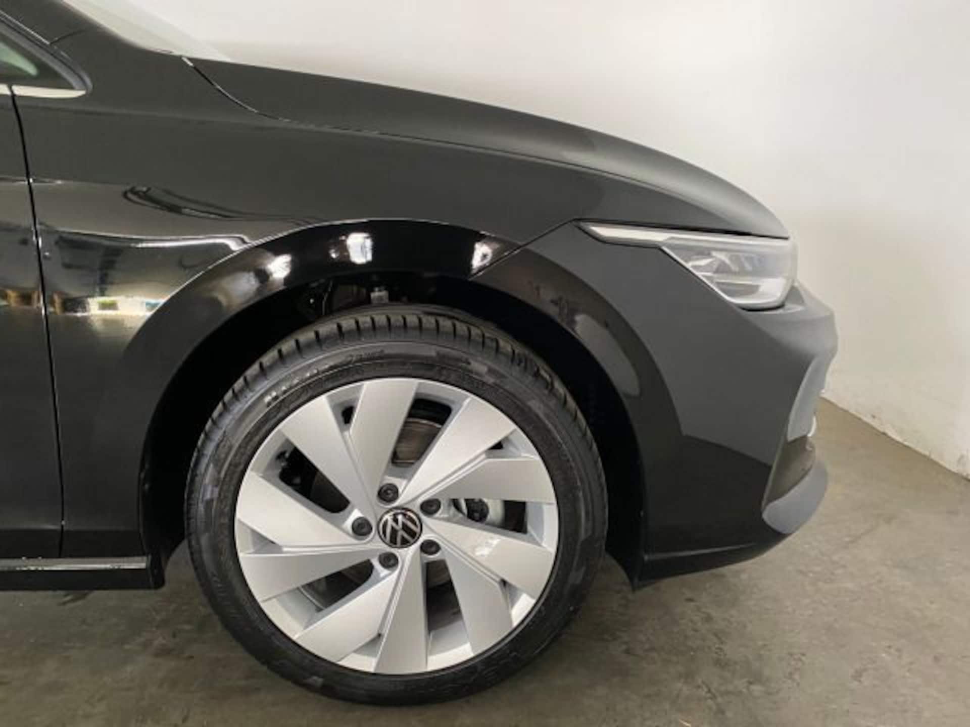 Volkswagen Golf Variant Style