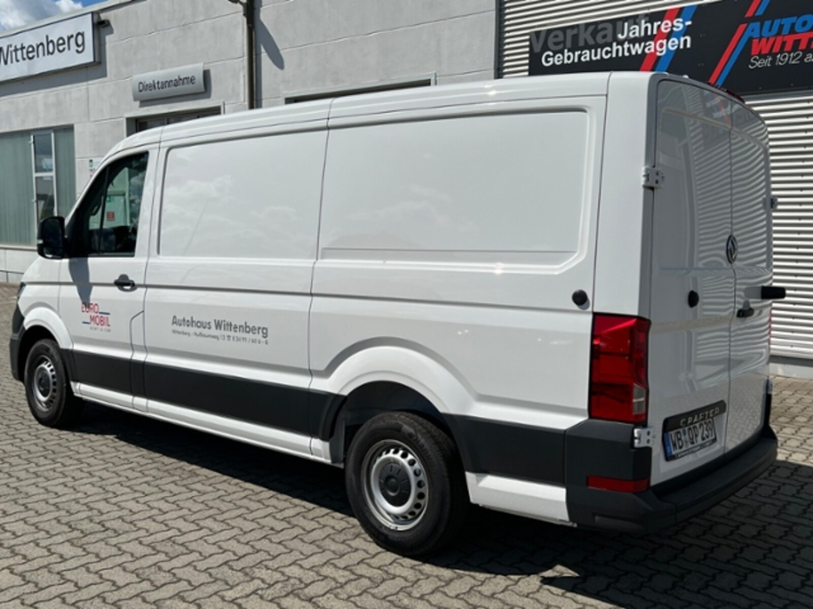 Volkswagen Crafter Kasten mittlerer Radstand – Bild 3