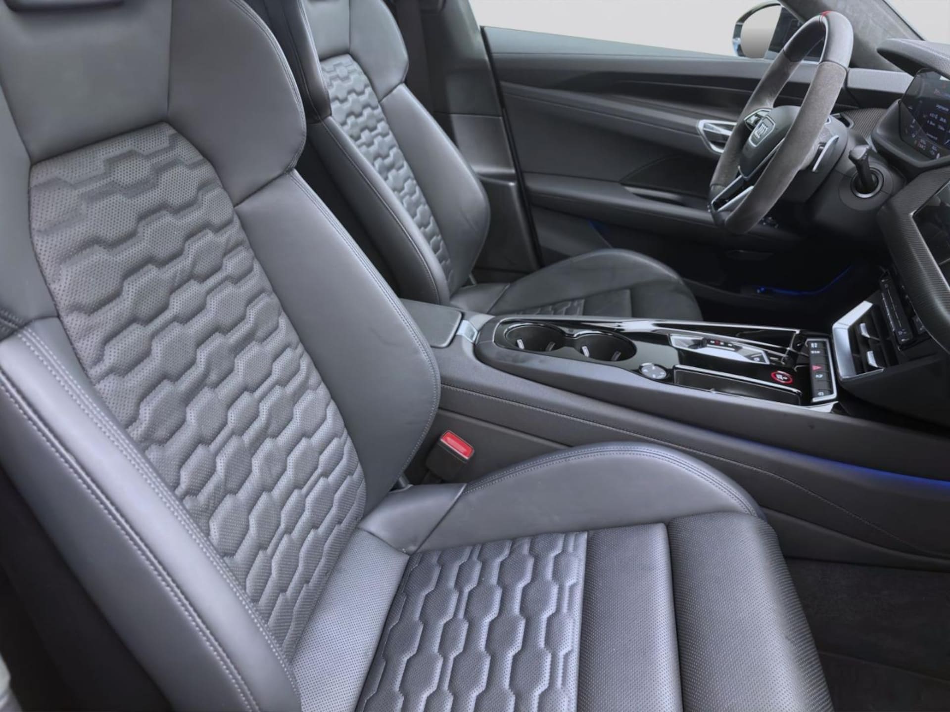 Audi e-tron GT quattro