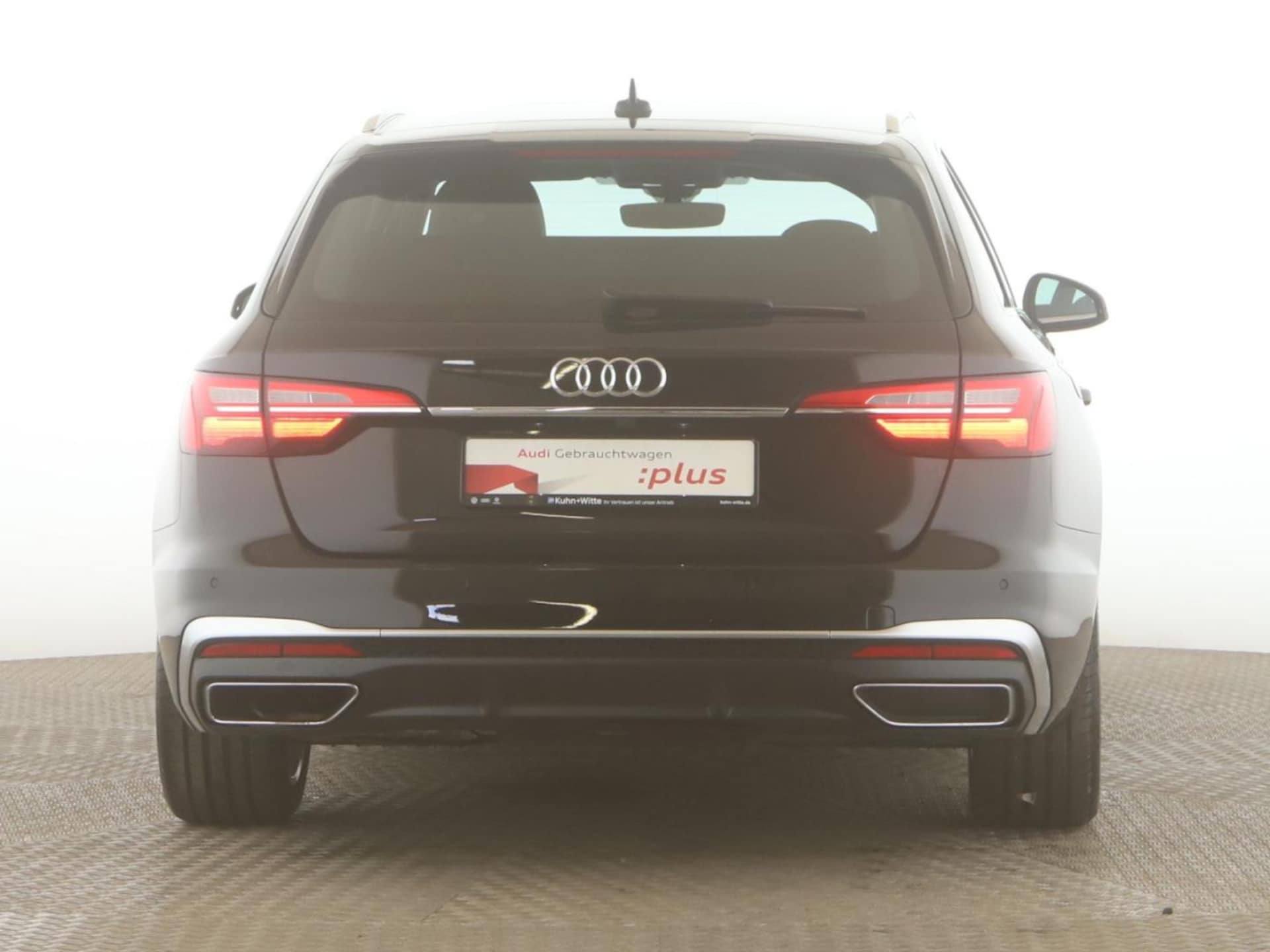 Audi A4 Avant S line