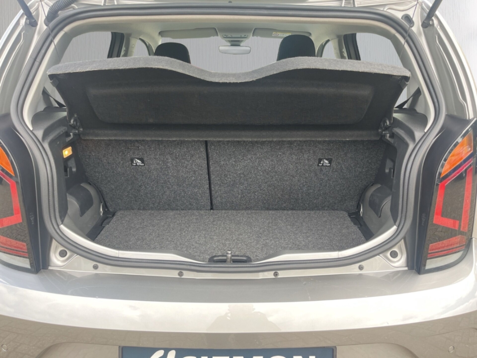 Volkswagen e-up! Style "Plus"