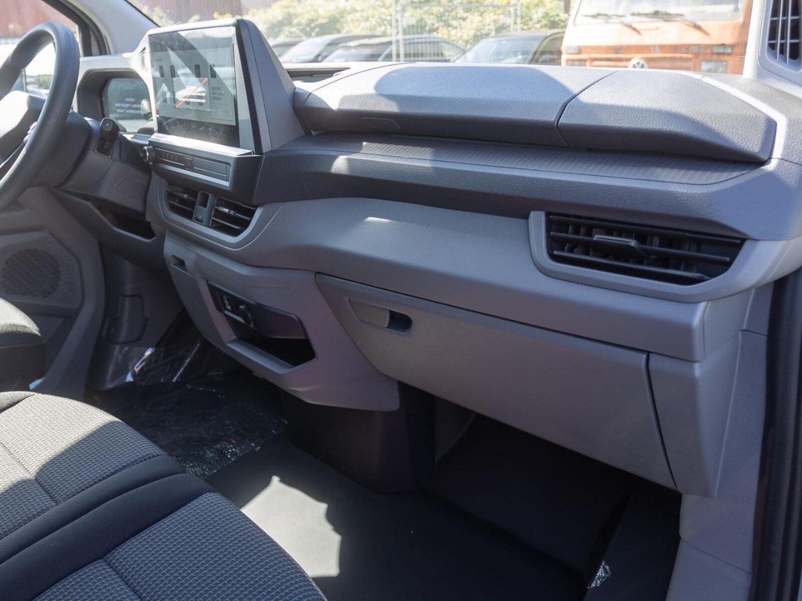 Volkswagen Transporter Kasten langer Radstand – Bild 21