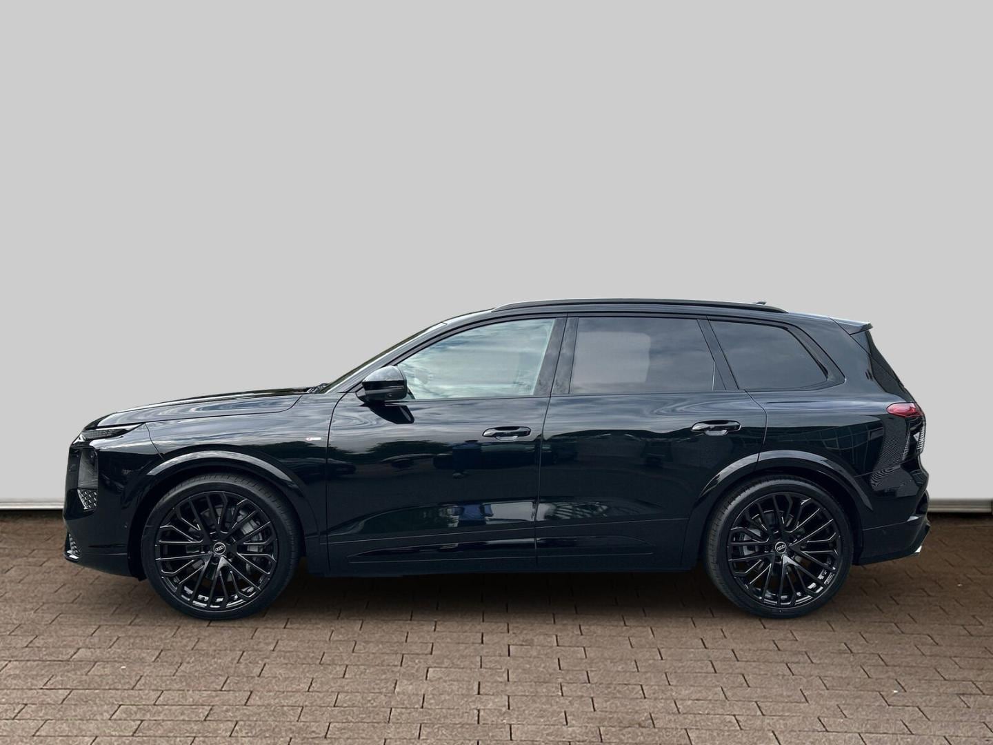 Bild über Audi Q7 SUV TDI quattro 220 kW tiptronic - für weitere Informationen kontaktieren Sie den Audi Partner