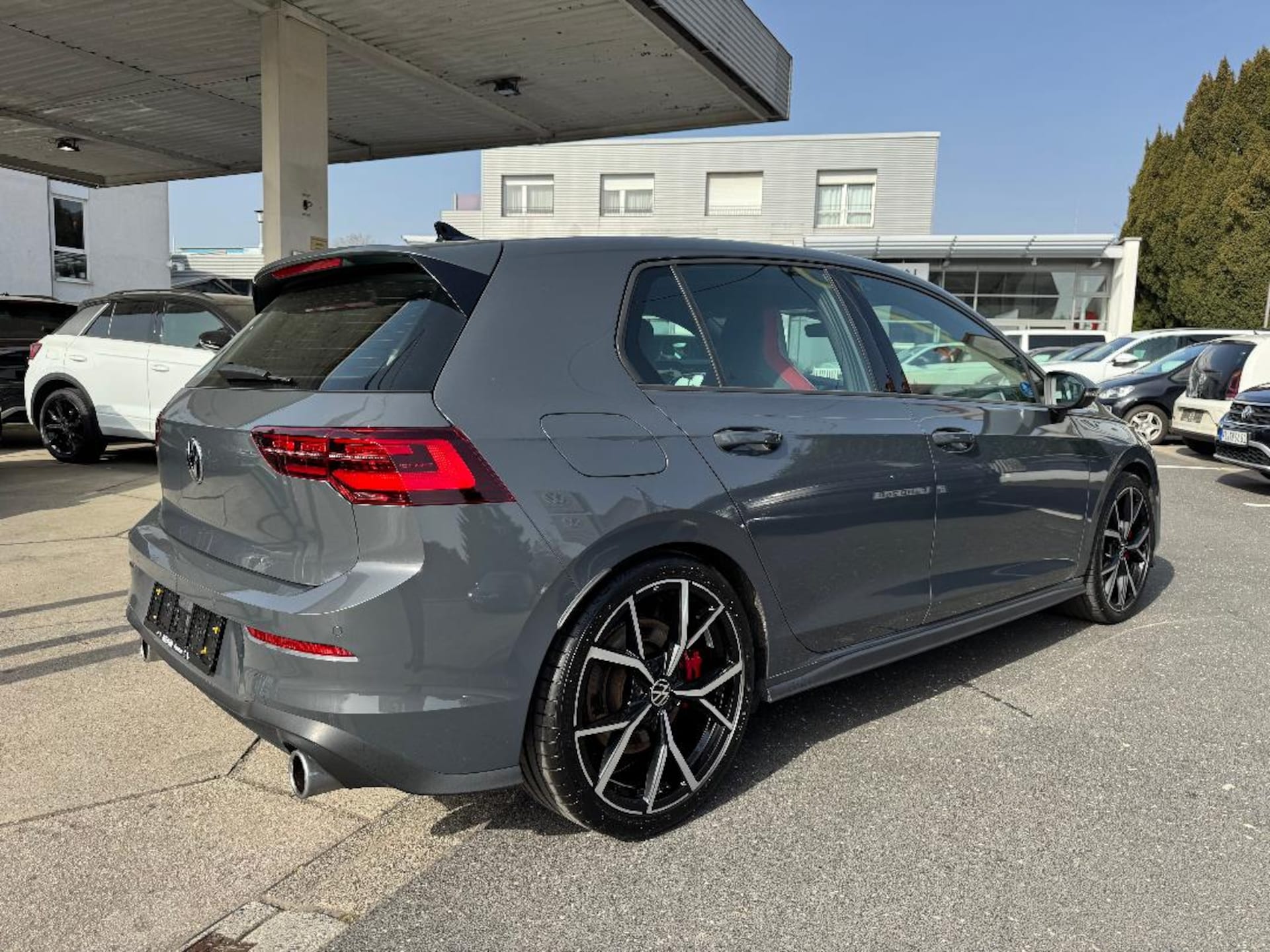 Volkswagen Golf GTI