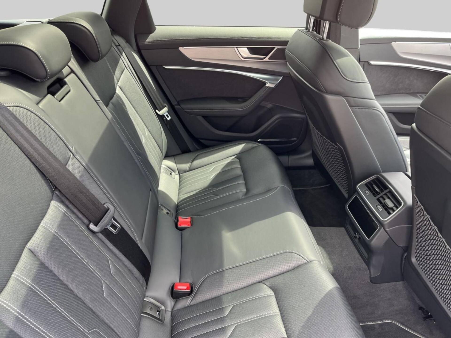 Audi S6 Avant