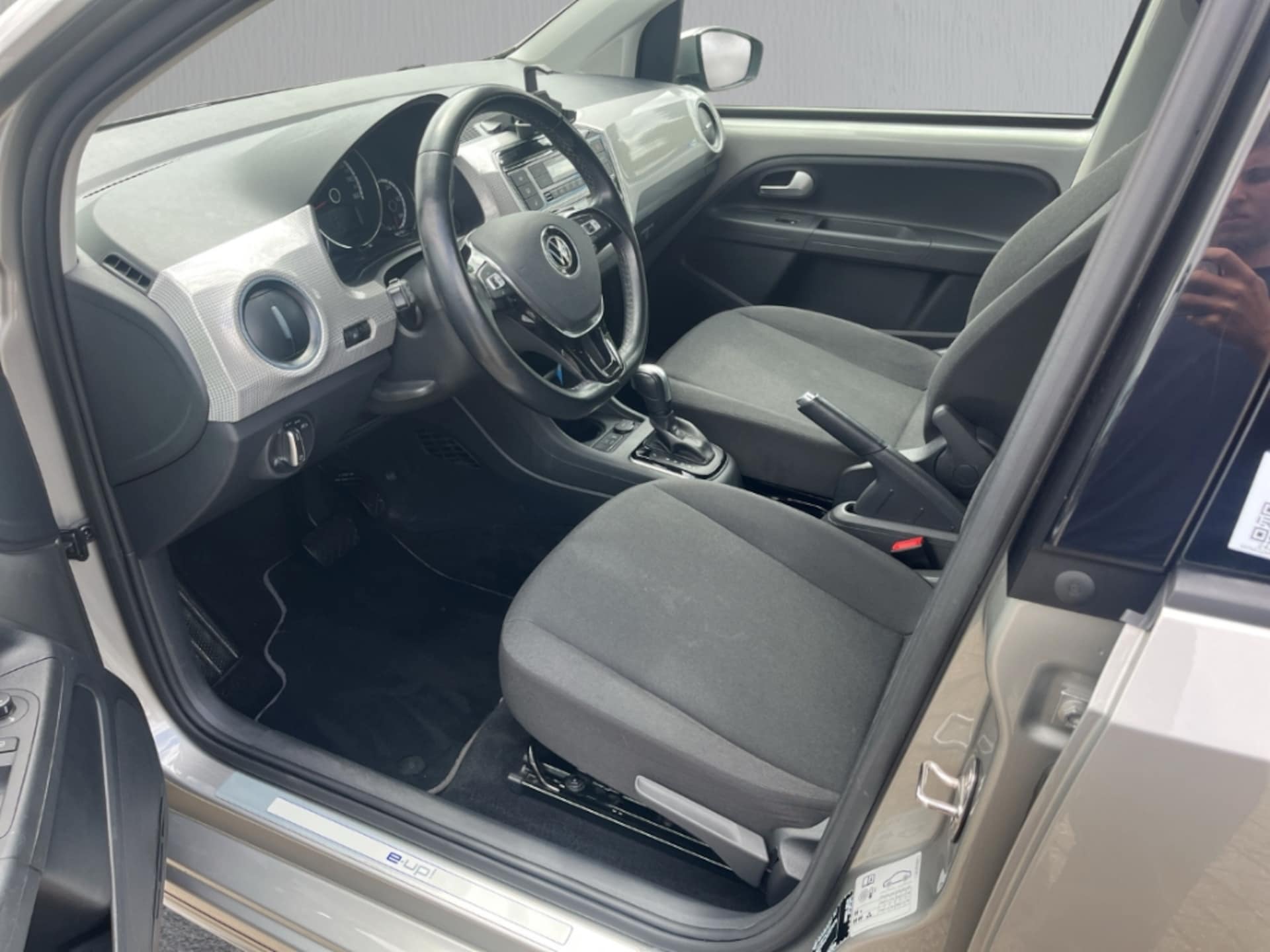 Volkswagen e-up! Style "Plus"