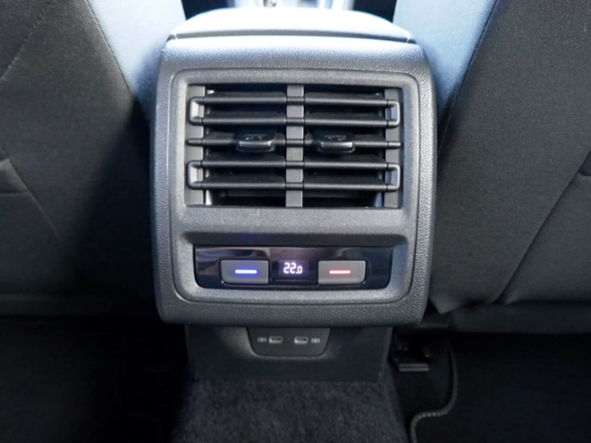 Volkswagen Golf Active