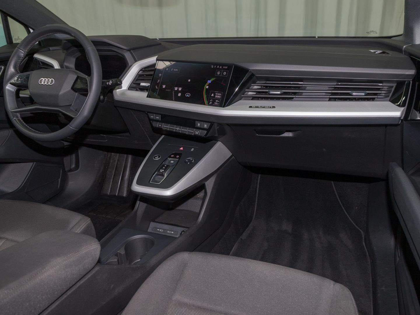 Image about Audi Q4 e-tron 40 e-tron