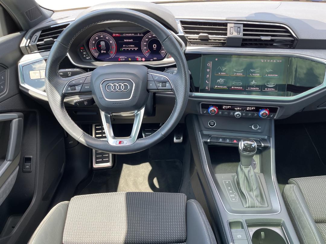 Image about Audi Q3 45 TFSI quattro S tronic