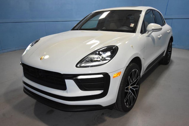 2025 Porsche Macan