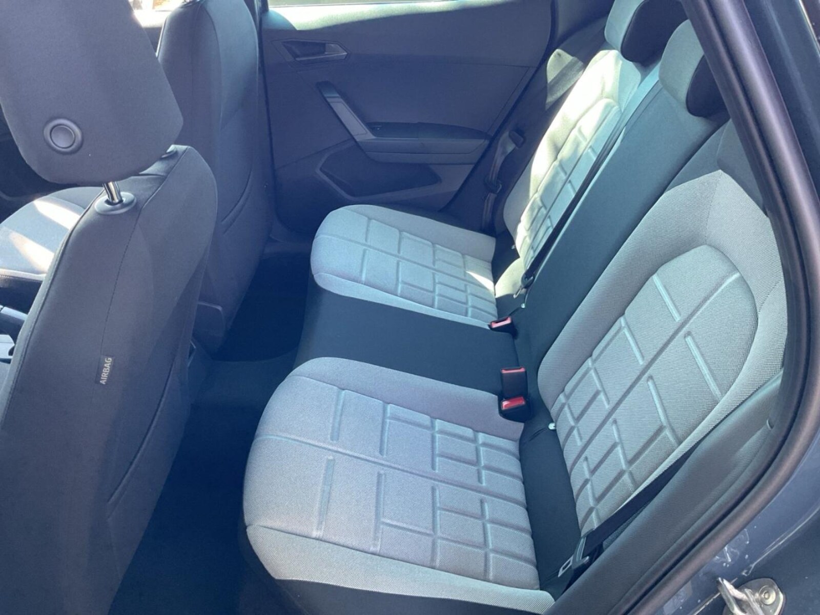 SEAT Arona – Bild 7