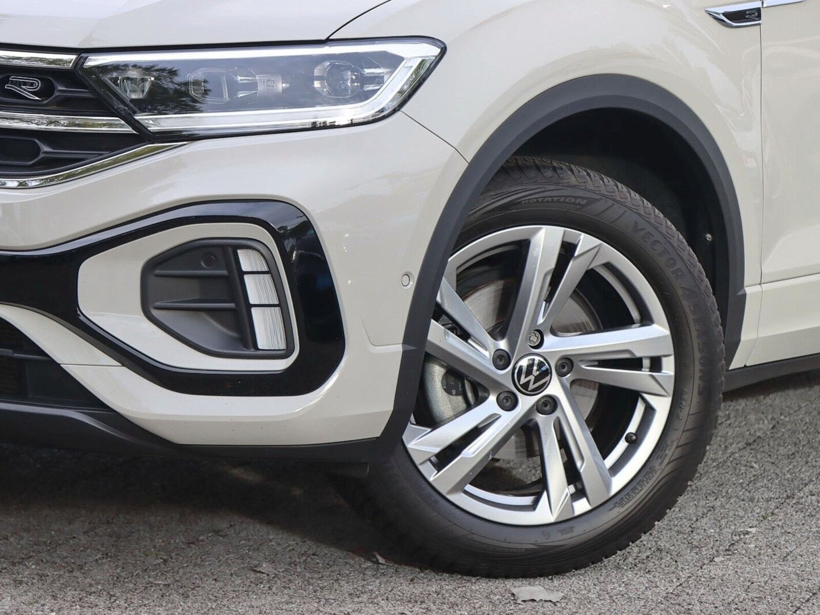Volkswagen T-Roc – Bild 3