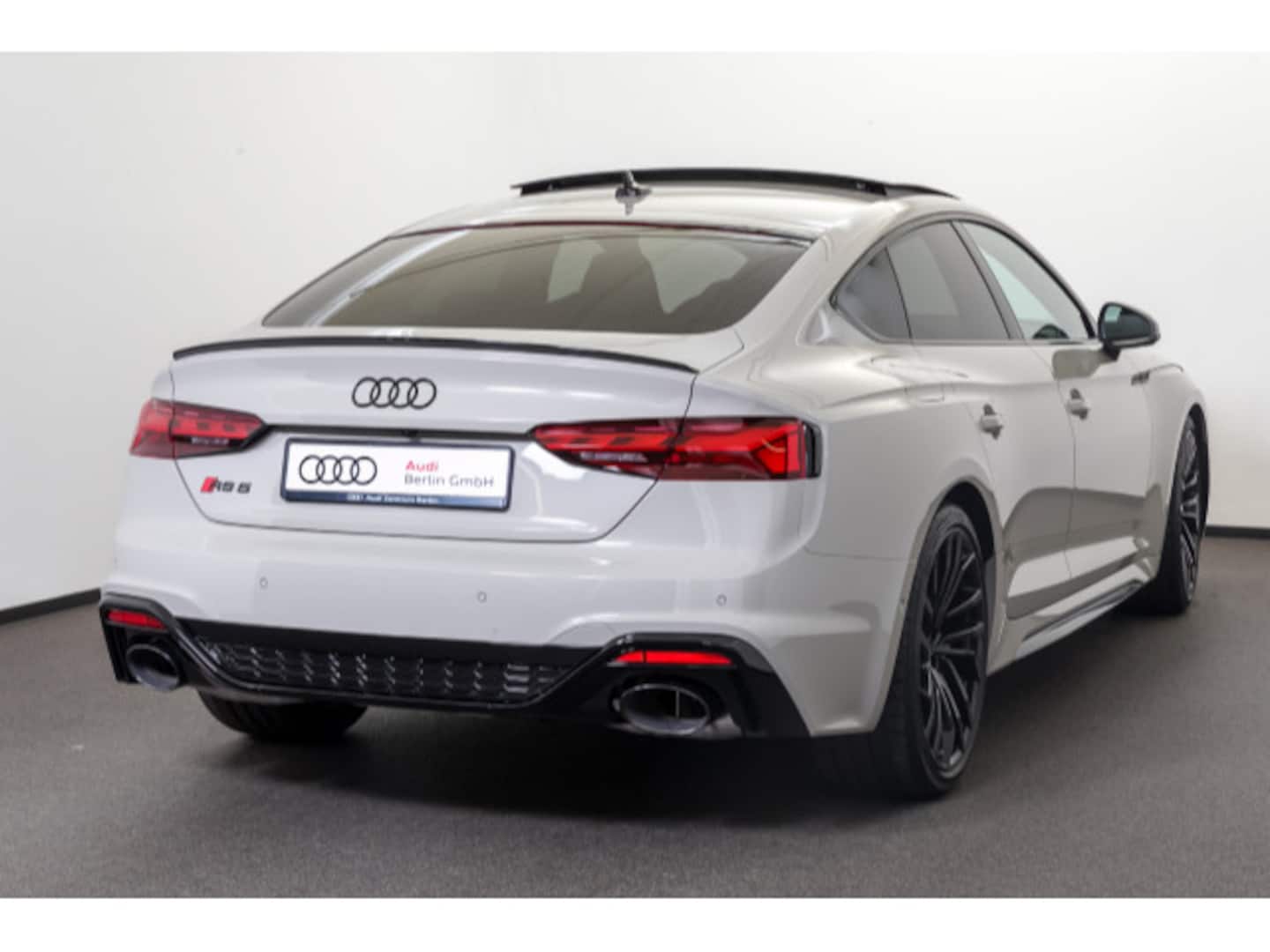Bild über Audi RS 5 Sportback TFSI quattro tiptronic - für weitere Informationen kontaktieren Sie den Audi Partner