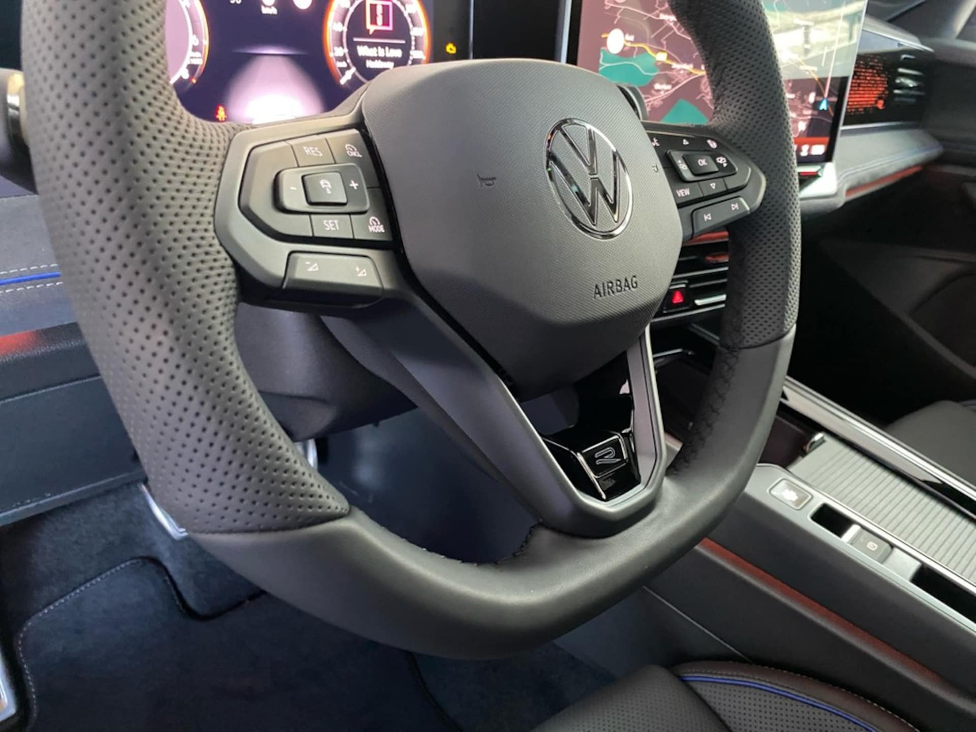 Volkswagen Passat R-Line