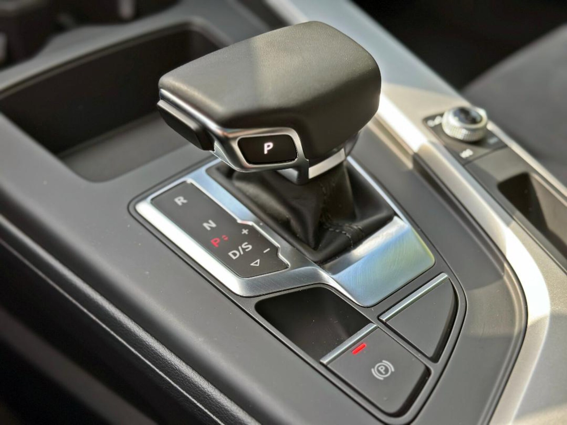 Audi A4 Avant S line