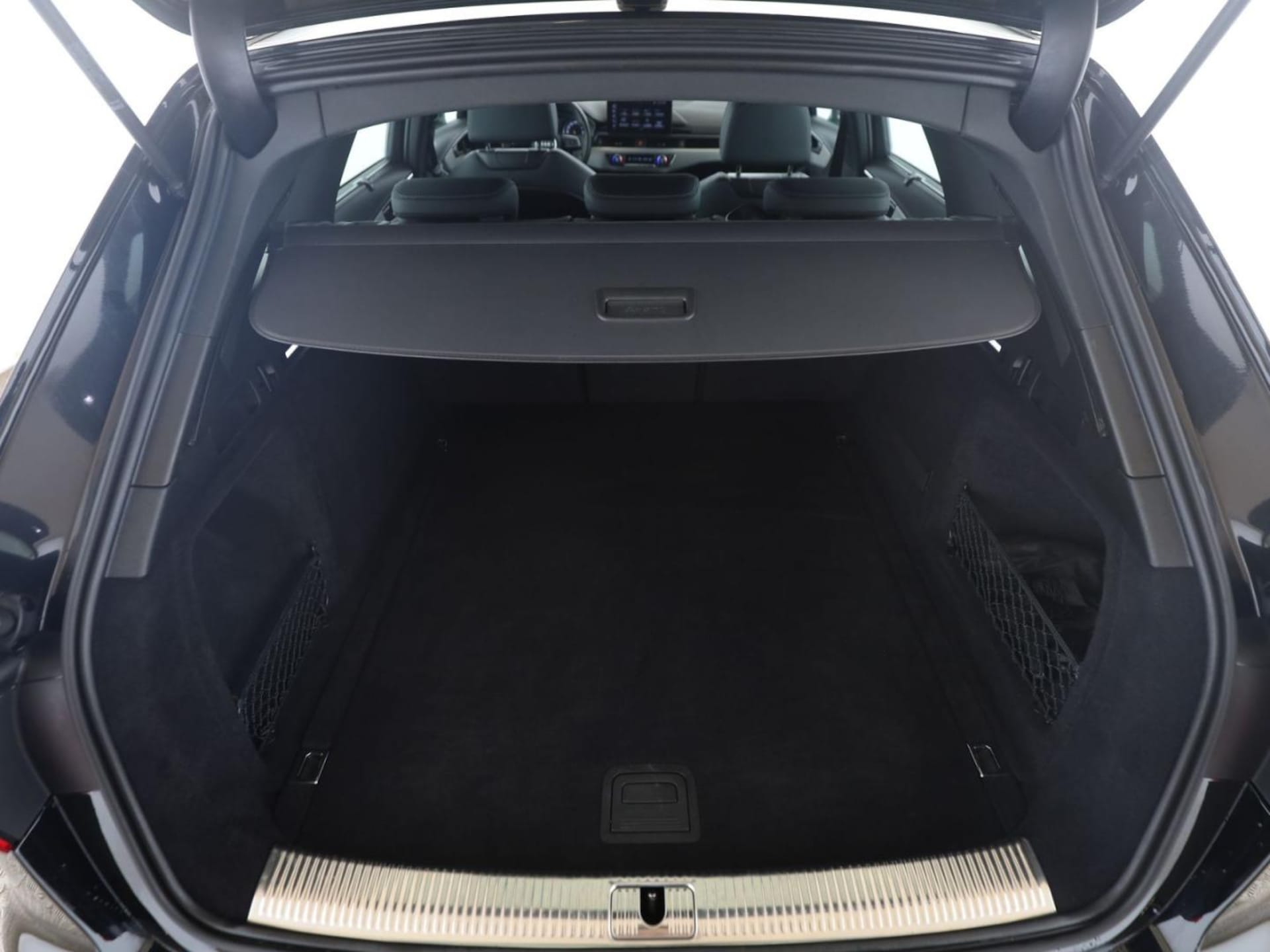 Audi A4 Avant S line